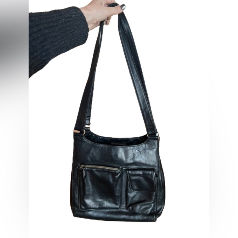 Vintage Frye Black Leather Purse